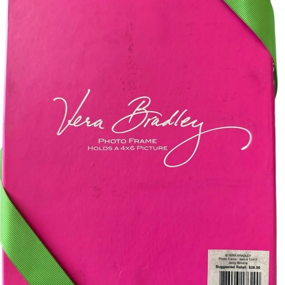 NWT-Vera Bradley Photo Frame Jazzy Blooms Pattern. Holds a 4x6 photo.